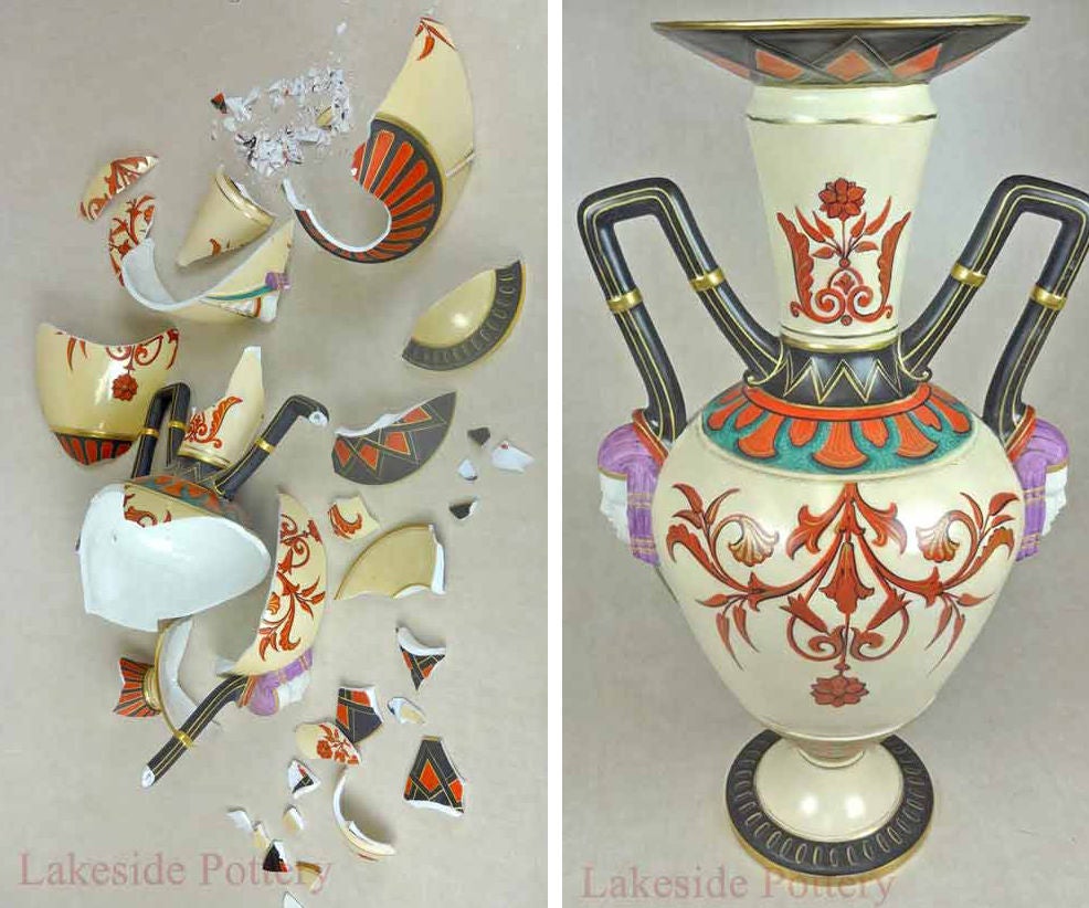 długie pęknięcie termiczne w ceramice czarno-biała ceramika z długim pęknięciem wzdłuż krawędzi stołu