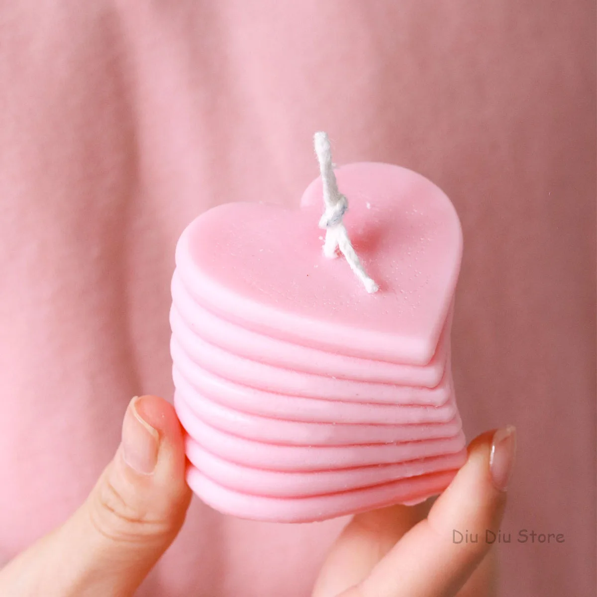 Ekran laptopa z ofertą olejów kokosowego i oliwy na platformie Allegro